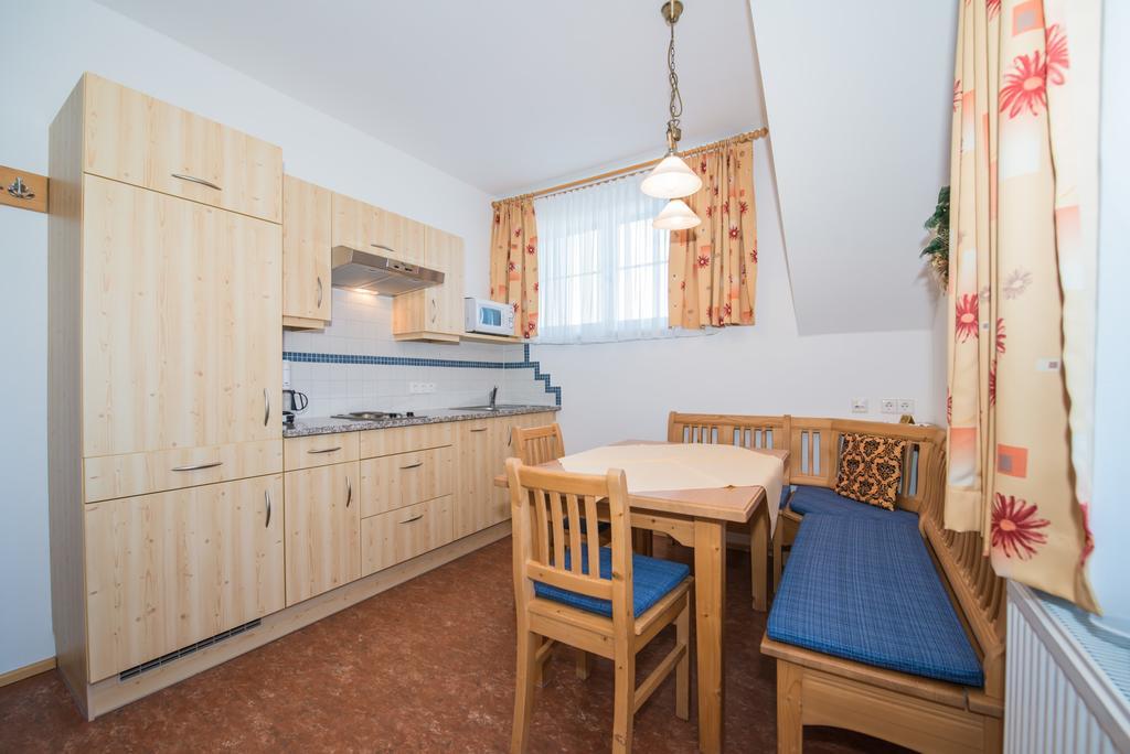Aparthotel Ederhof Schlanitzen Стая снимка