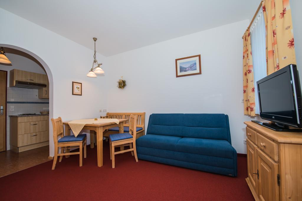Aparthotel Ederhof Schlanitzen Стая снимка